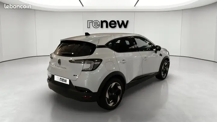 Renault Captur 2026 photo 5