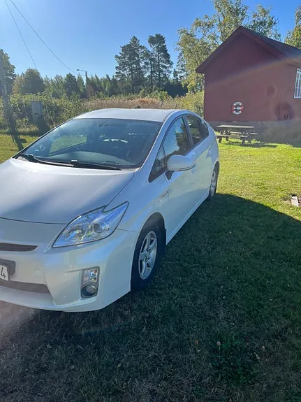 Toyota Prius 2010 photo 3