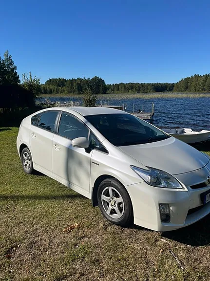 Toyota Prius 2010 photo 2