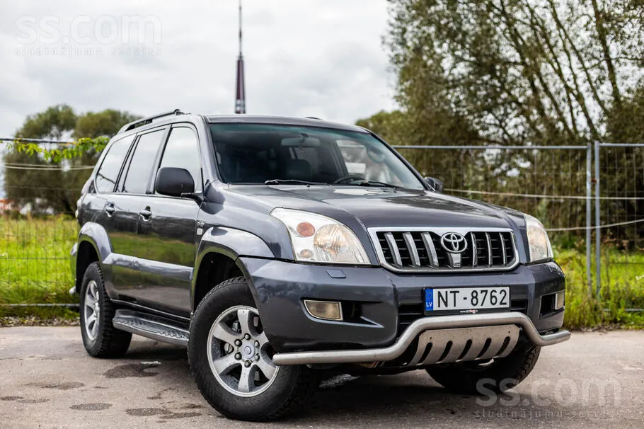 Toyota Land Cruiser 2007 photo 2