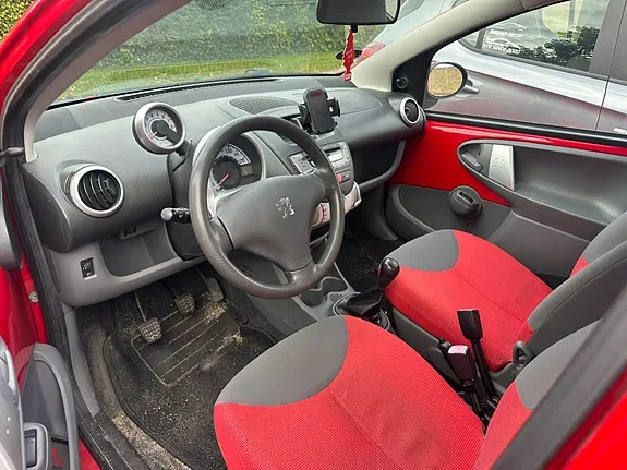 Peugeot 107 2007 photo 5