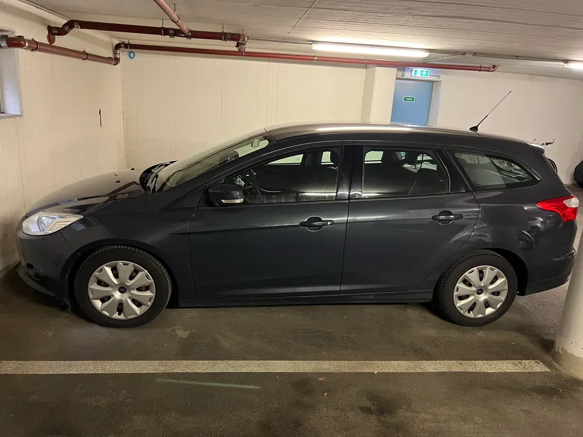Ford Focus 2012 photo 3