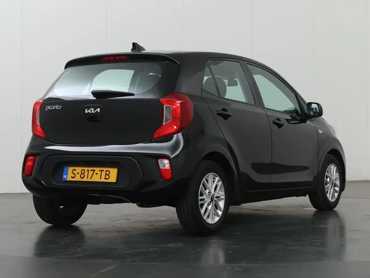 Kia Picanto 2023 photo 2