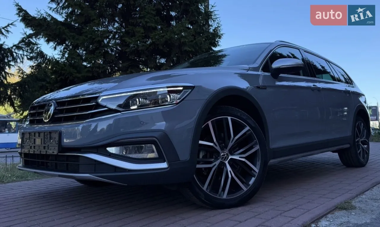 Volkswagen Passat Alltrack 2023 photo 4