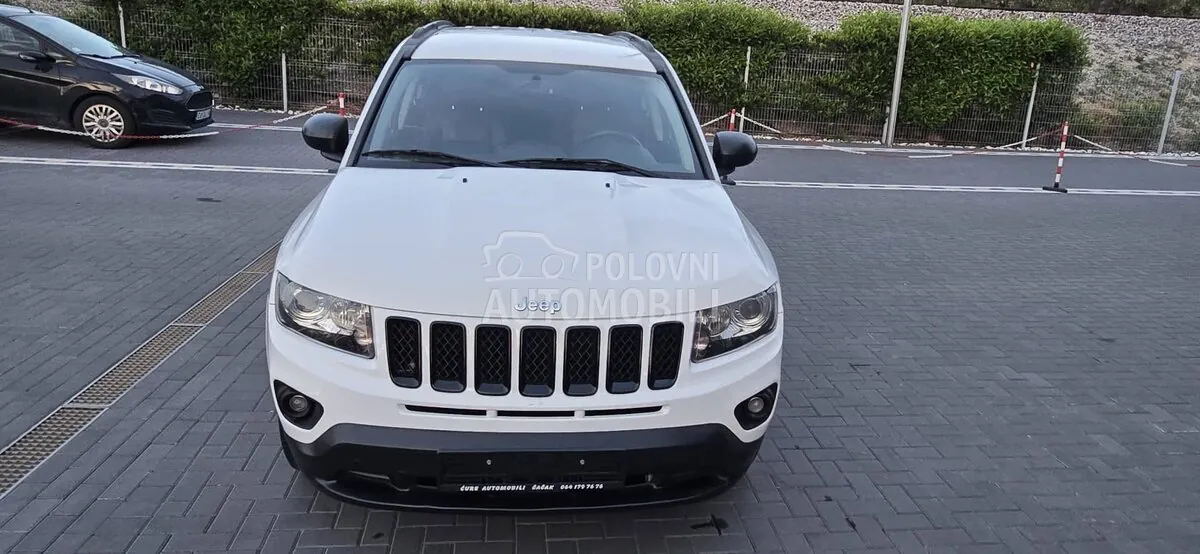 Jeep Compass 2013 photo 4