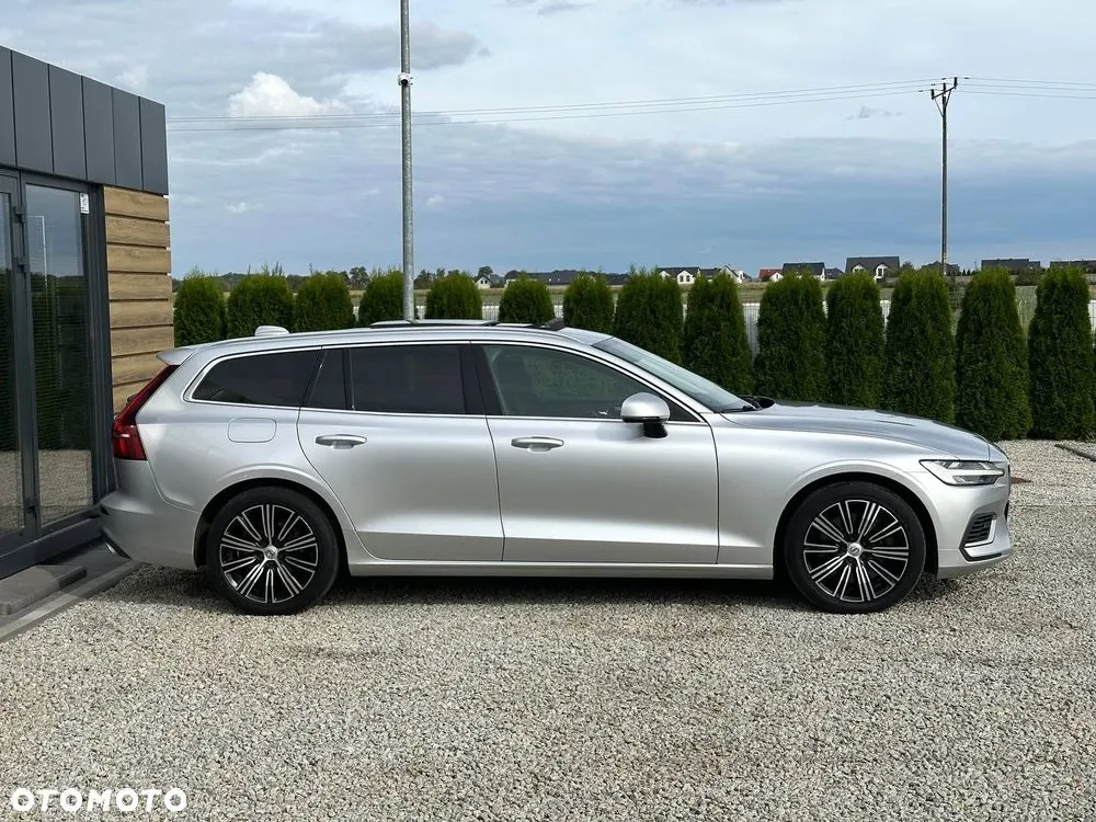 Volvo V60 2019 photo 4