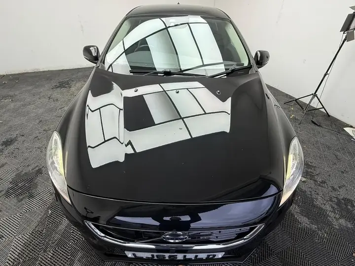Volvo V40 2015 photo 3