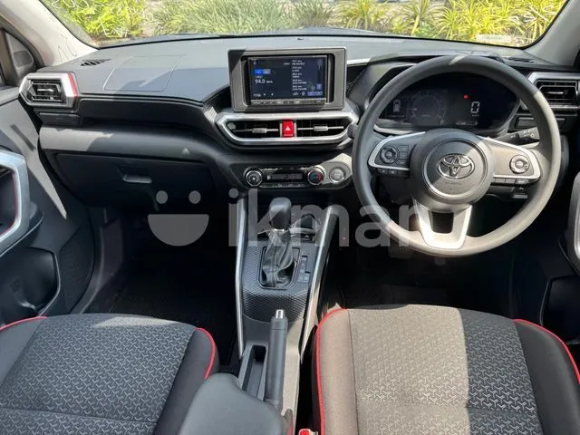 Toyota Raize 2025 photo 3