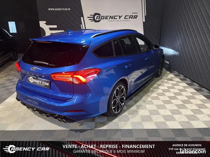 Ford Focus 2018 photo 2