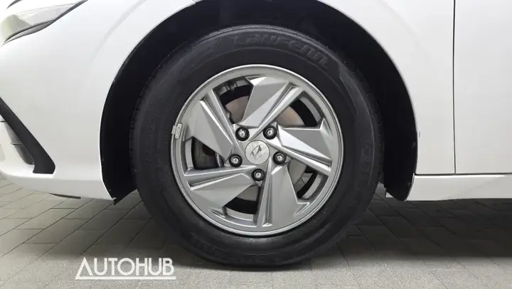 Hyundai Avante 2023 photo 5
