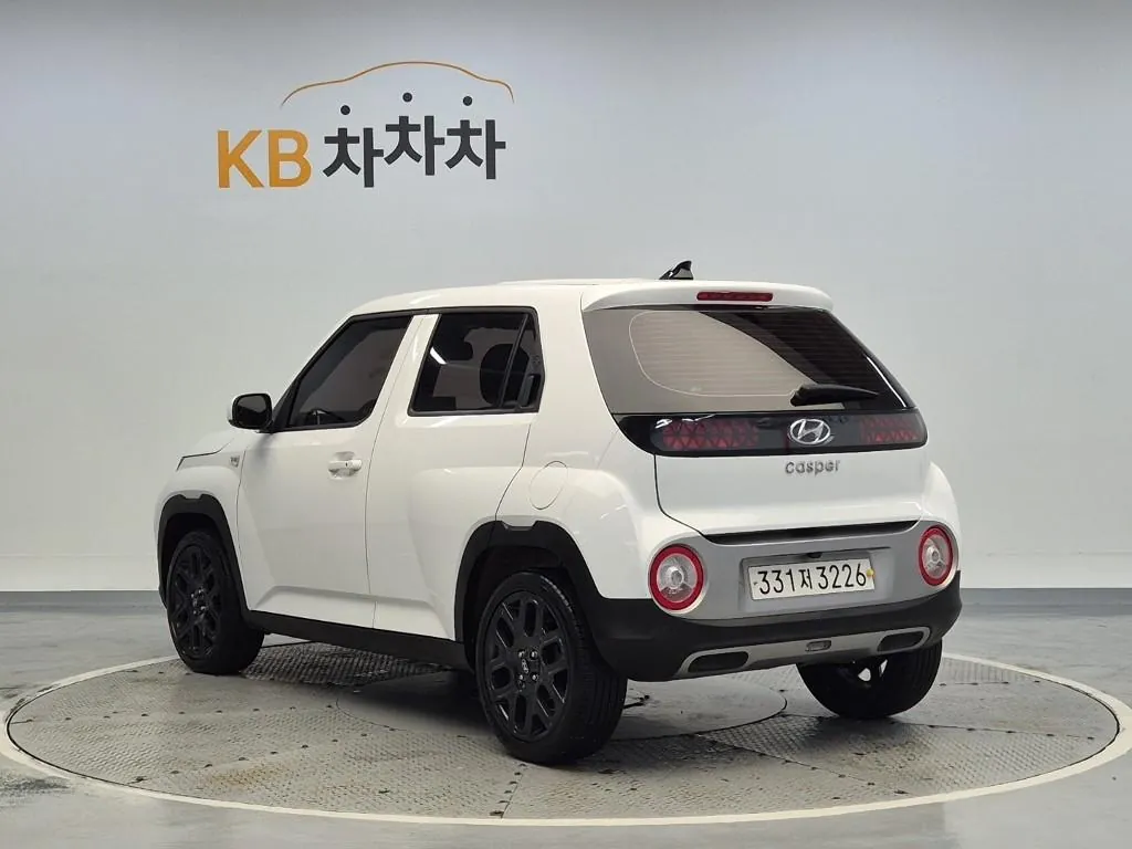 Hyundai Casper 2022 photo 2