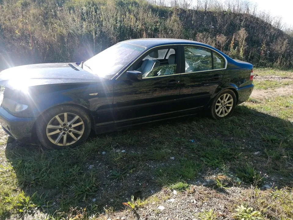 BMW 325I