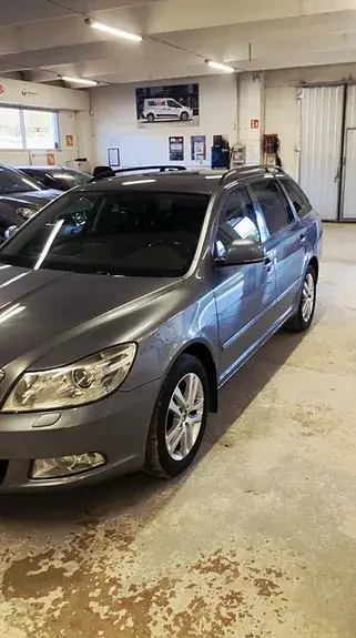 Skoda Octavia 2013 photo 2