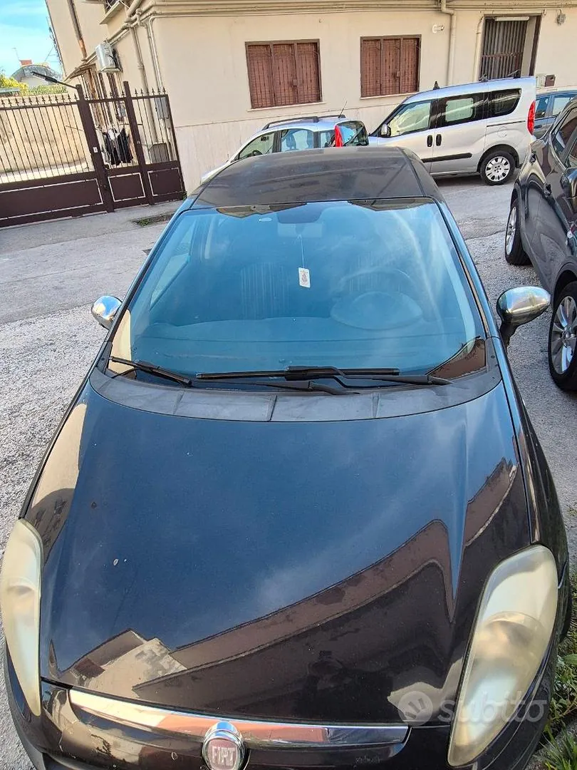 Fiat Punto 2012 photo 4