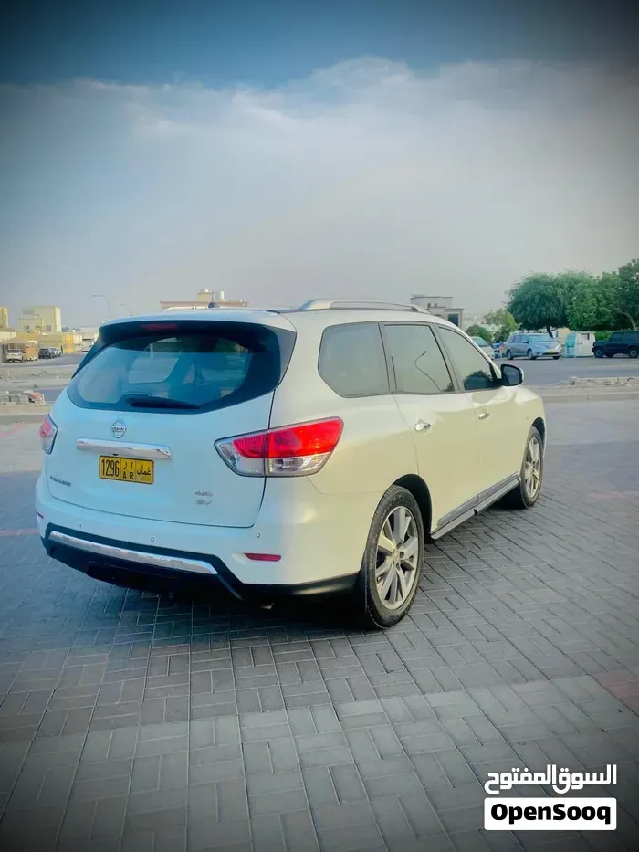 Nissan Pathfinder 2014 photo 4