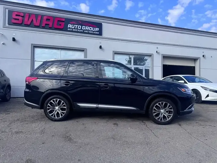 Mitsubishi Outlander 2017 photo 3