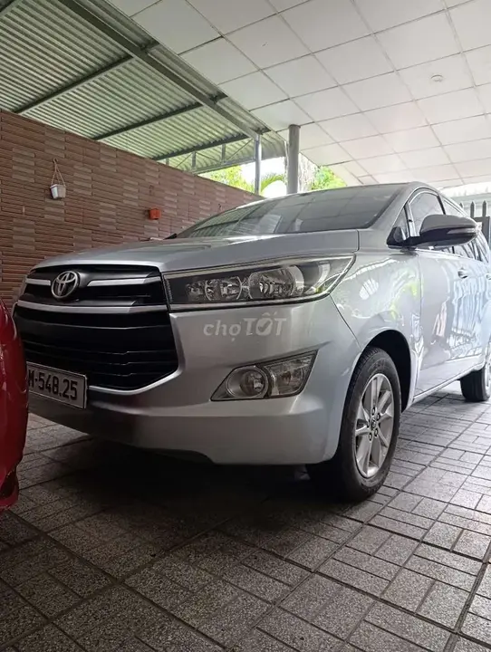 Toyota Innova 2017 photo 2