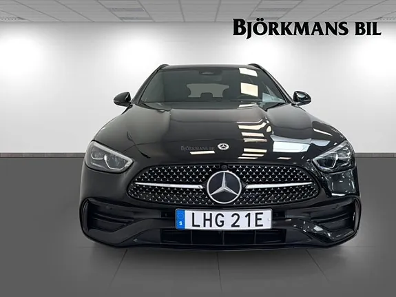 Mercedes-Benz C300 2022 photo 2