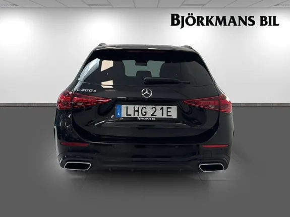 Mercedes-Benz C300 2022 photo 5