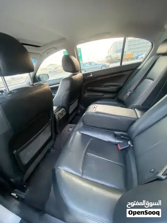 Infiniti G25 2013 photo 2