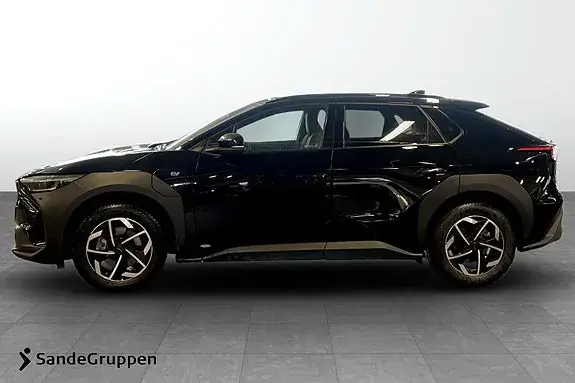Subaru Solterra 2023 photo 2
