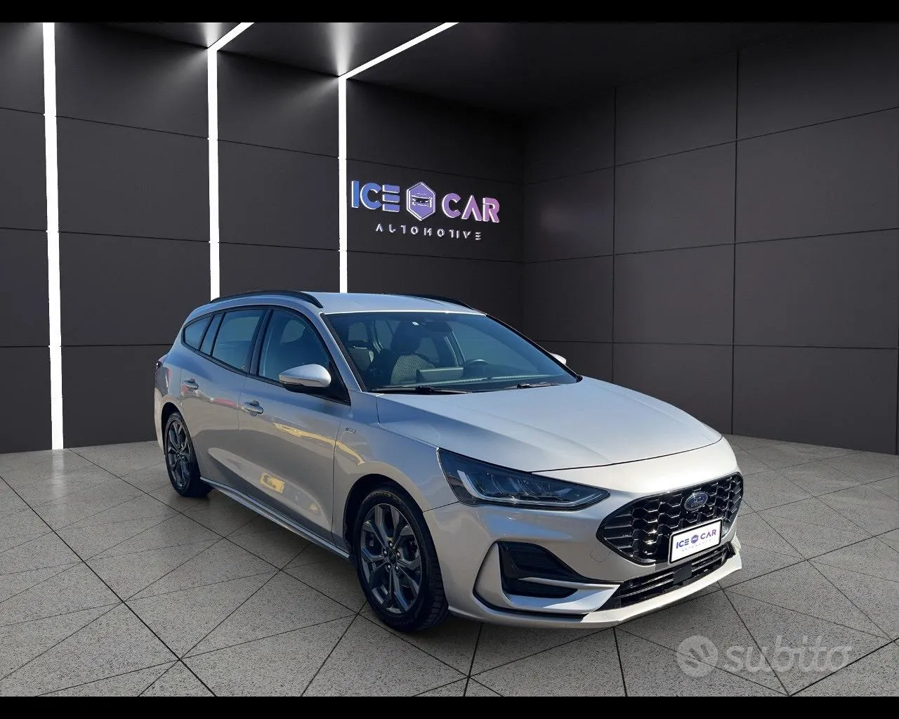 Ford Focus 2023 photo 3