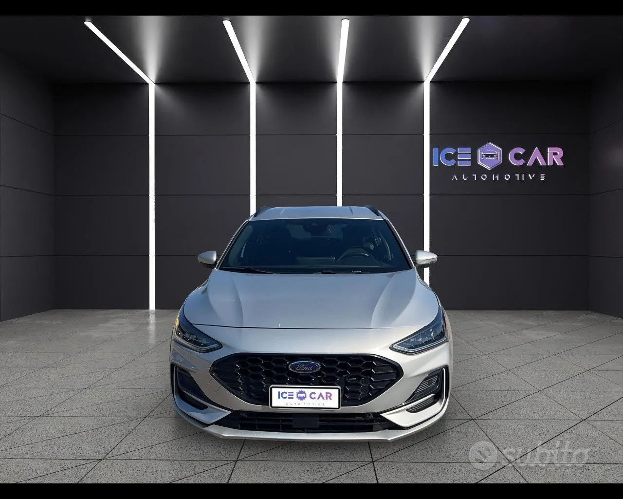 Ford Focus 2023 photo 2
