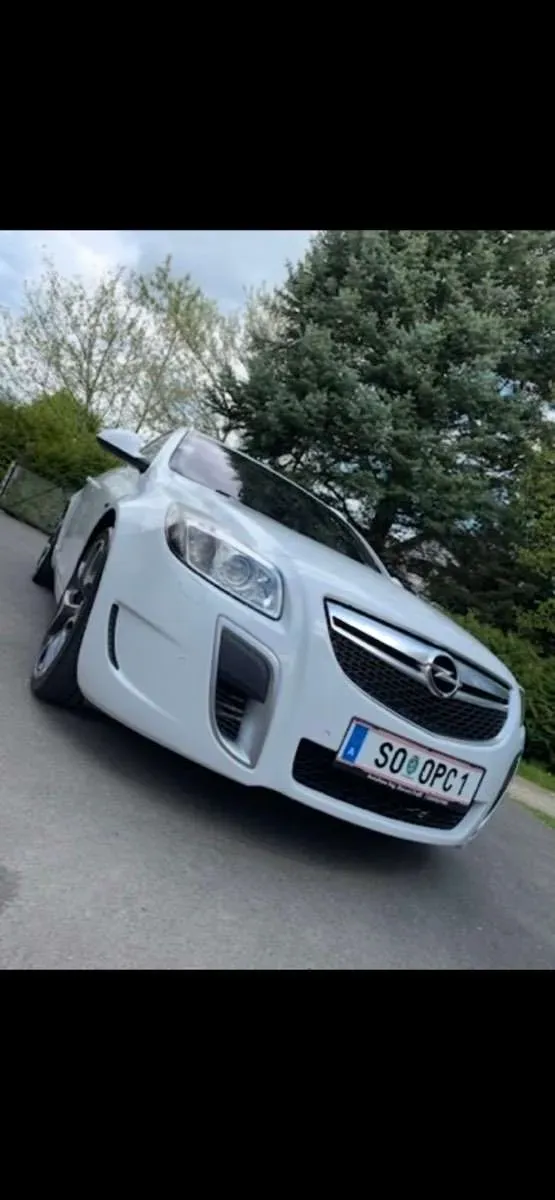 Opel Insignia 2011 photo 2