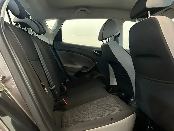 Seat Ibiza 2017 photo 4