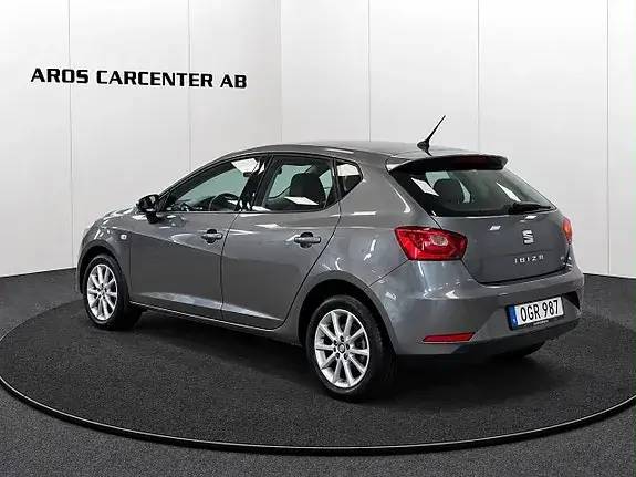 Seat Ibiza 2017 photo 2