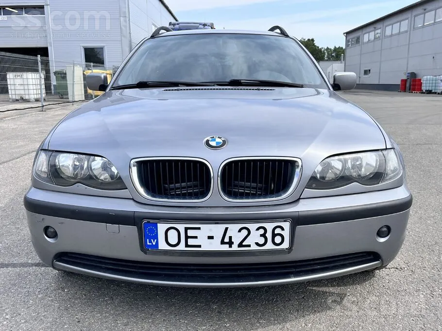 BMW 318 2003 photo 3