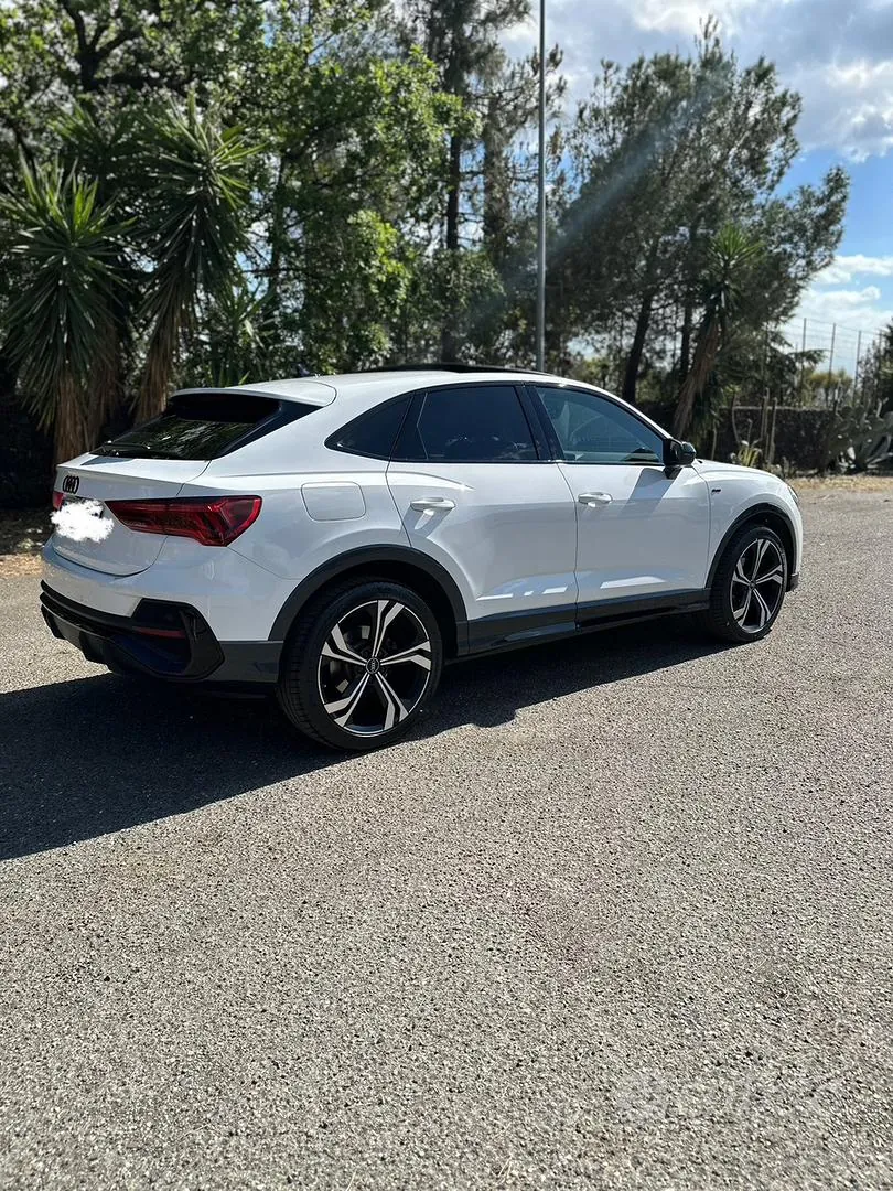 Audi Q3 2020 photo 2