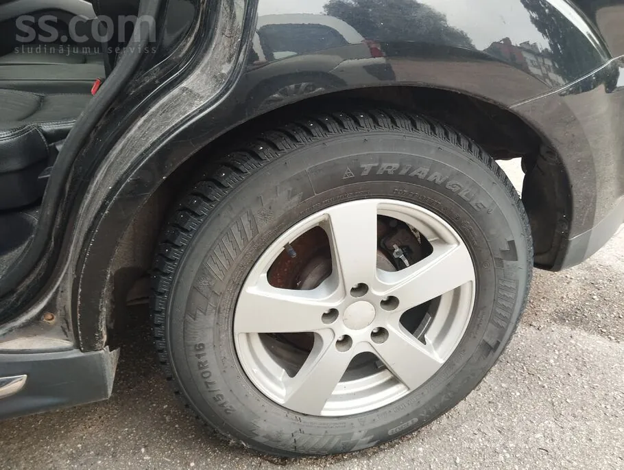 Mitsubishi Outlander 2012 photo 4