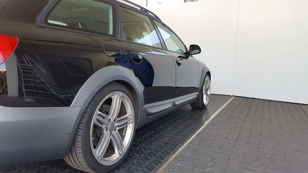 Audi A6 Allroad 2010 photo 3
