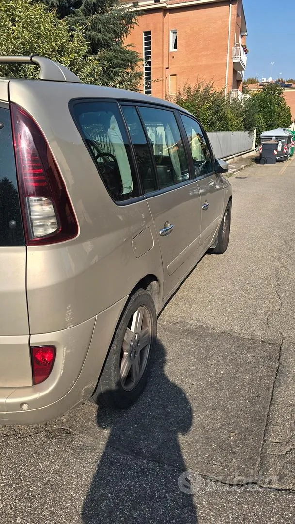 Renault Espace 2007 photo 2