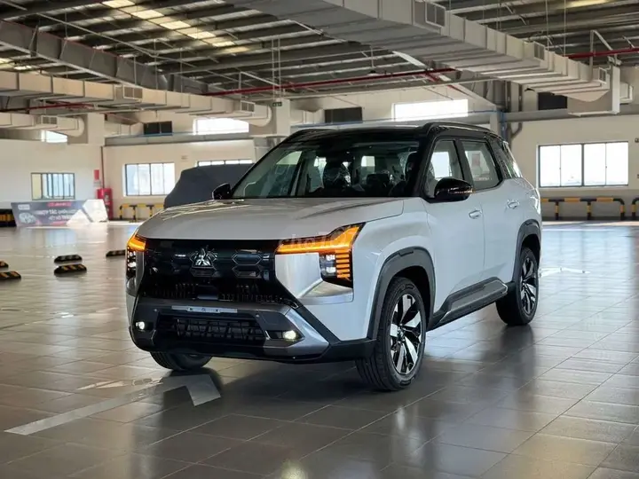 Mitsubishi Destinator