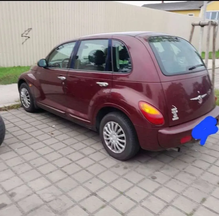 Chrysler Pt Cruiser 2002 photo 2