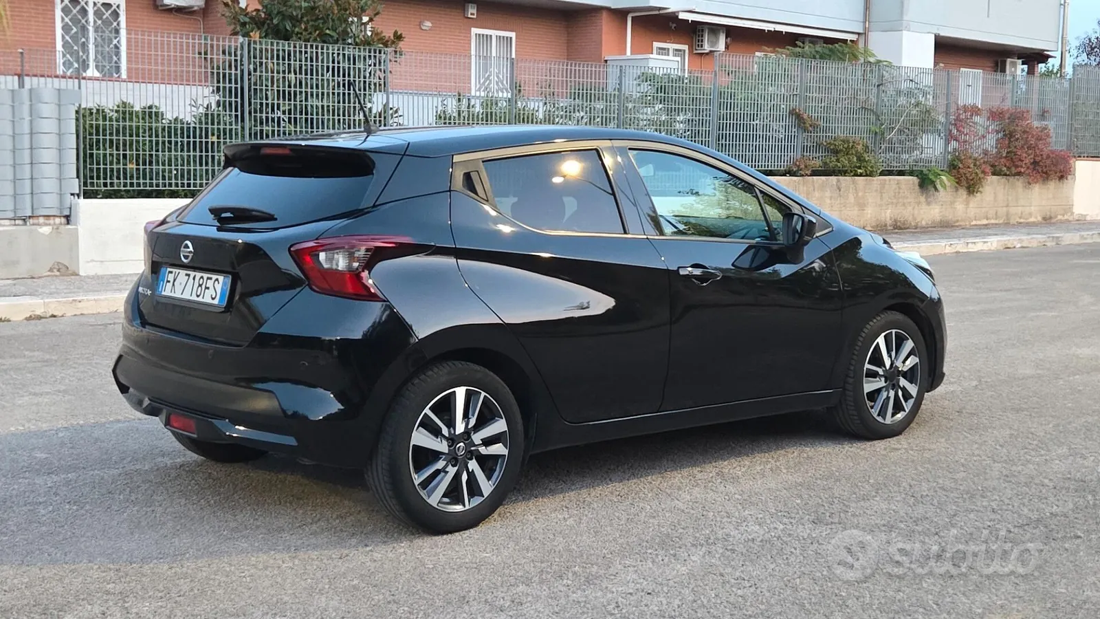 Nissan Micra 2017 photo 3