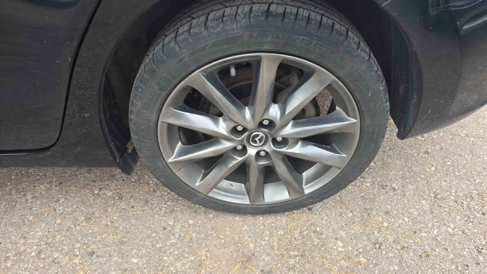 Mazda Mazda3 2018 photo 5