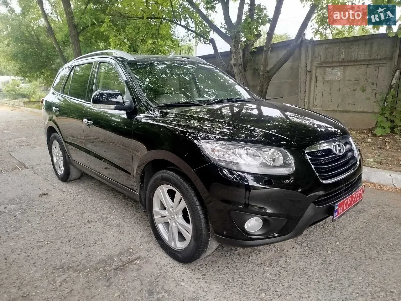 Hyundai Santa Fe 2010 photo 3