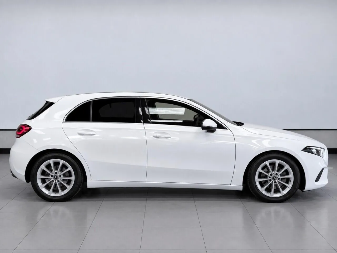 Mercedes-Benz A-Class 2020 photo 3