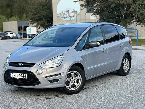Ford S-Max 2011 photo 2