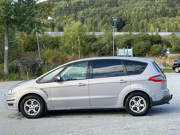 Ford S-Max 2011 photo 3