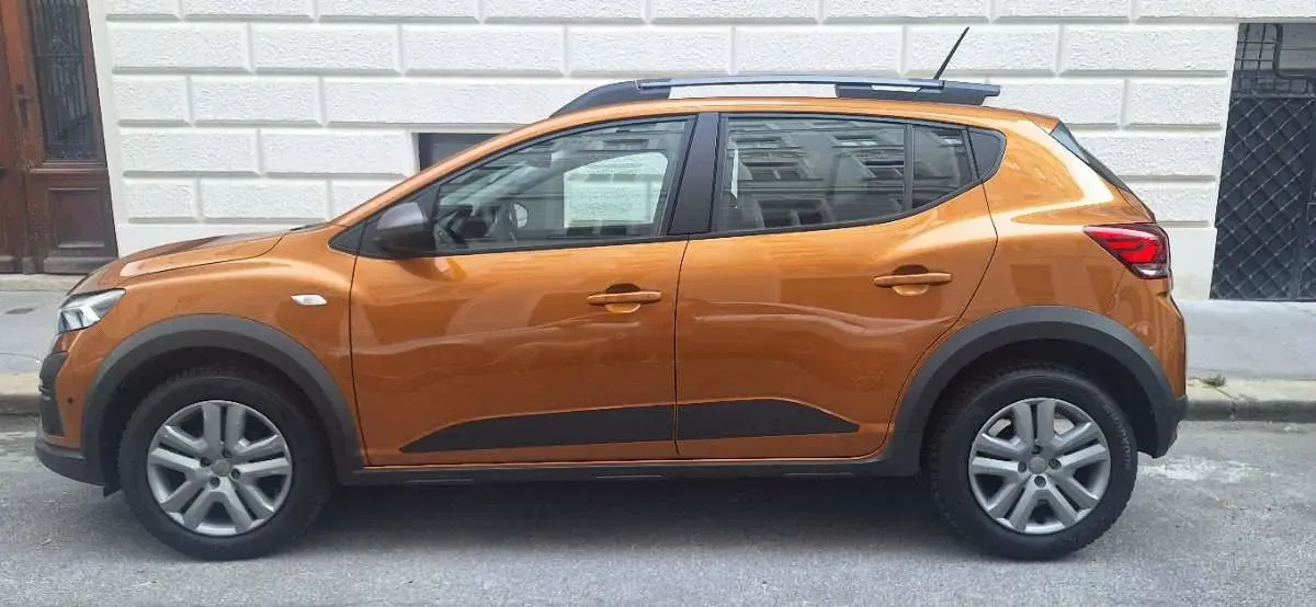 Dacia Sandero 2023 photo 2