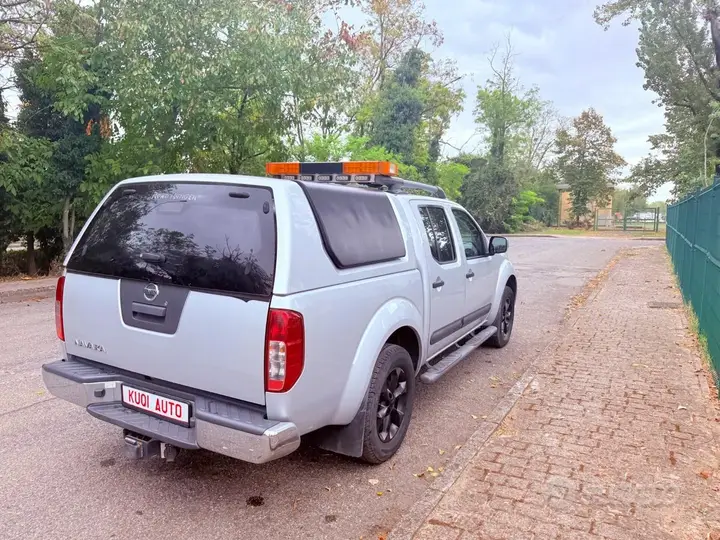 Nissan Navara 2010 photo 5