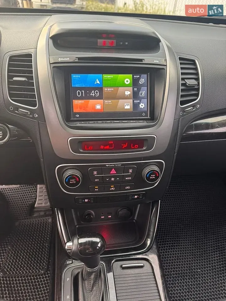 Kia Sorento 2013 photo 4