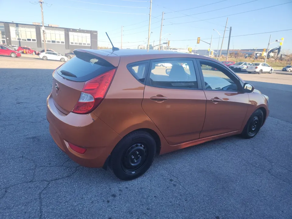 Hyundai Accent 2015 photo 5