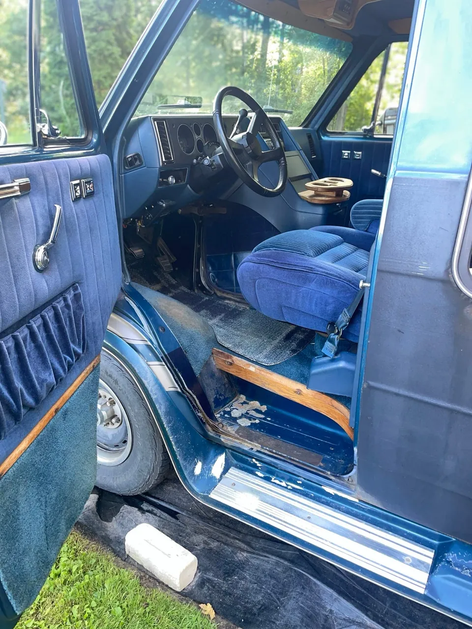 Chevrolet G20 1990 photo 3