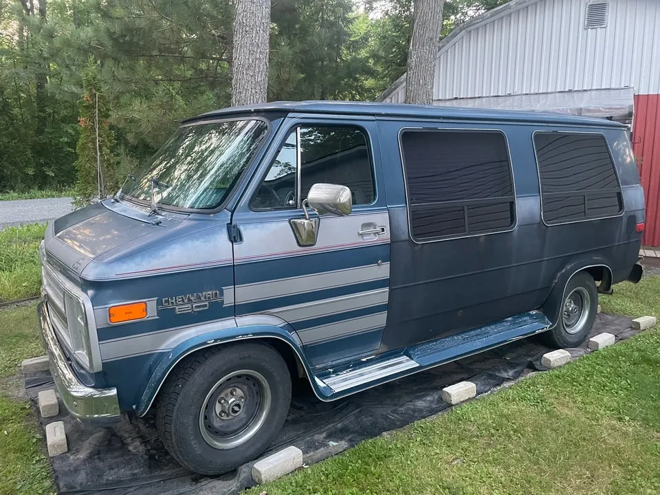 Chevrolet G20