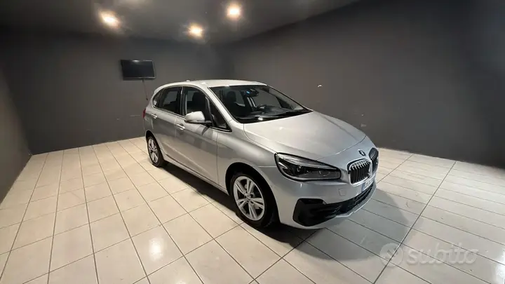 BMW 218I